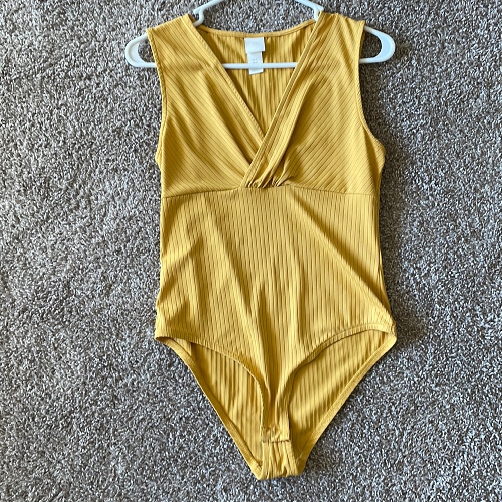 H&M Bodysuit
